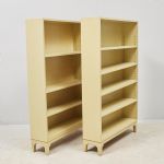 1685 8258 BOOKSHELVES